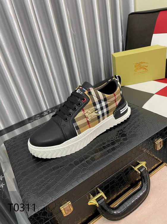 men Burberry shoes-056